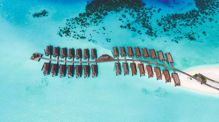 Rejser til Maldiverne, Constance Moofushi Maldives, villaer