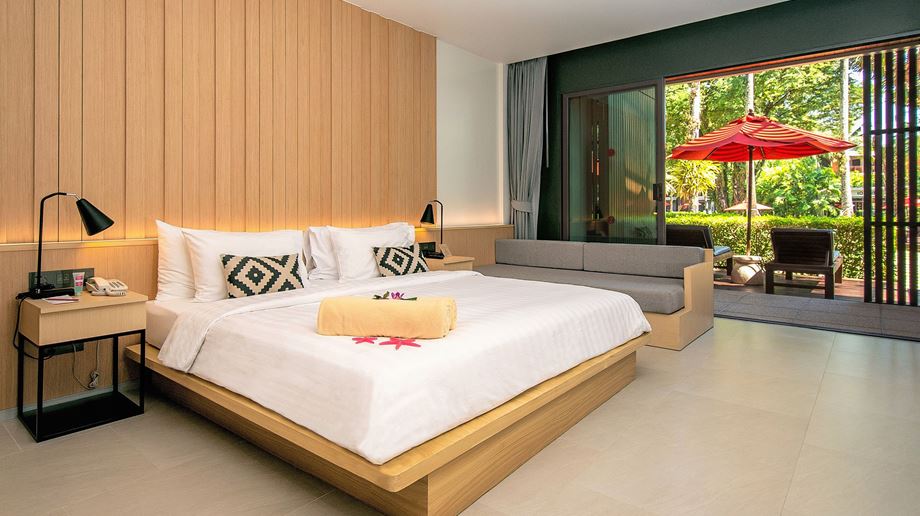 Et Deluxe Lanai værelse på Ramada Resort by Wyndham Khao Lak
