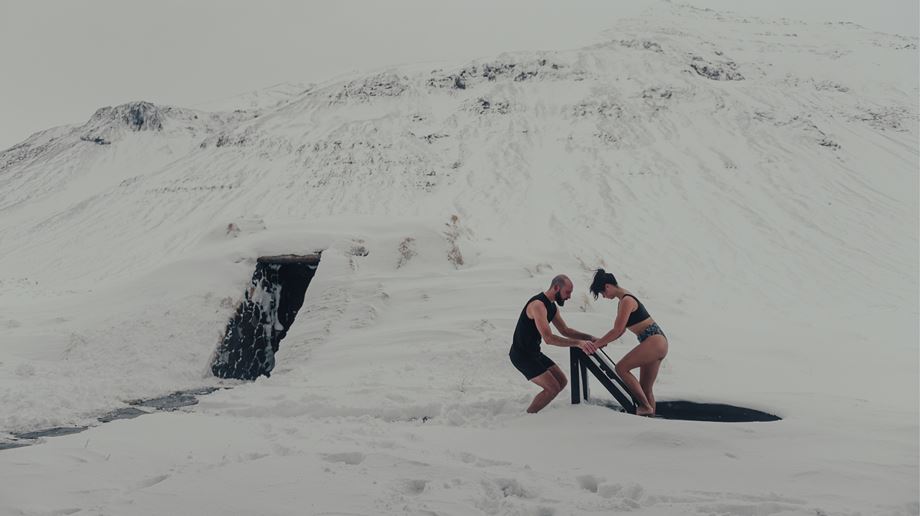 Island Deplar Farm Aktivitet Vinterbadning