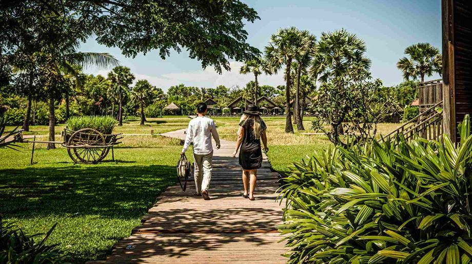Cambodia, Siem Reap, Zannier Hotels Phum Baitang, Walk in the garden