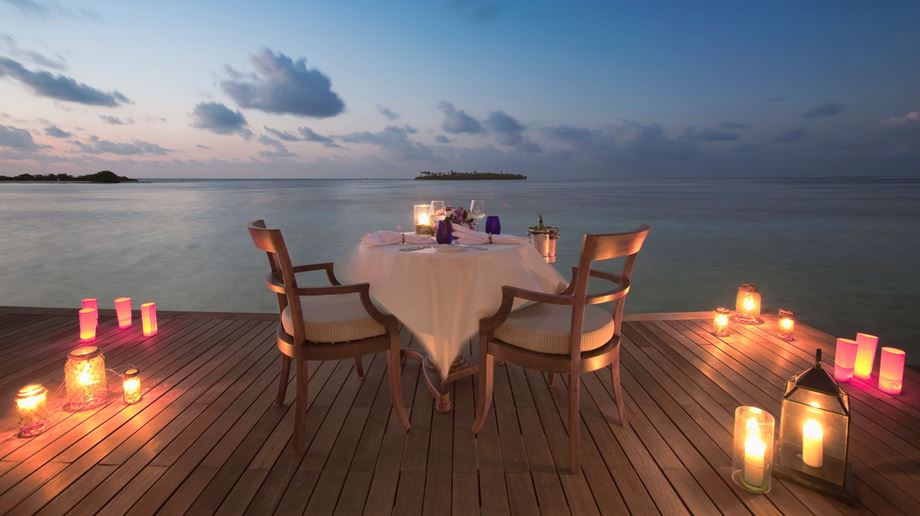 Rejser til Maldiverne, The Residence Maldives at Falhumaafushi, Privat middag i villaen