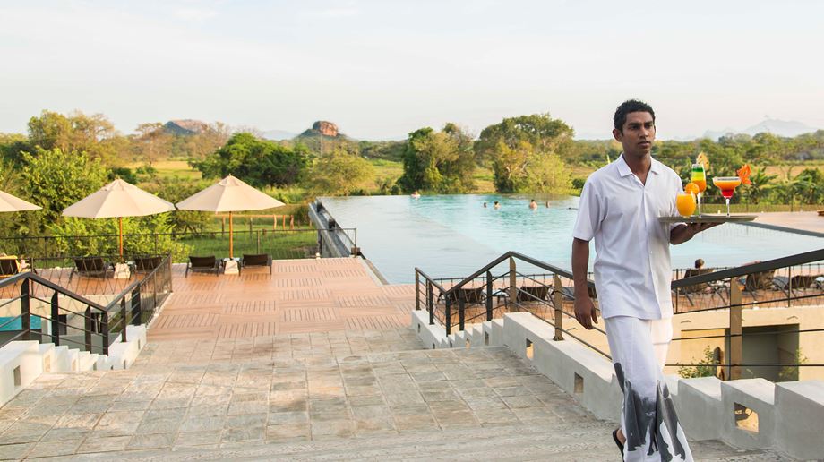Sri Lanka Sigiriya Aliya Resort Poolomraade