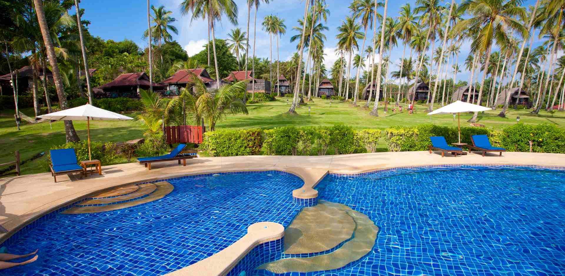 Thailand, Koh Kood, Koh Kood Beach Resort, Pool View