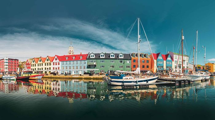 Færøerne, Torshavn, Huse i Farver, Vand, Både, Skibe
