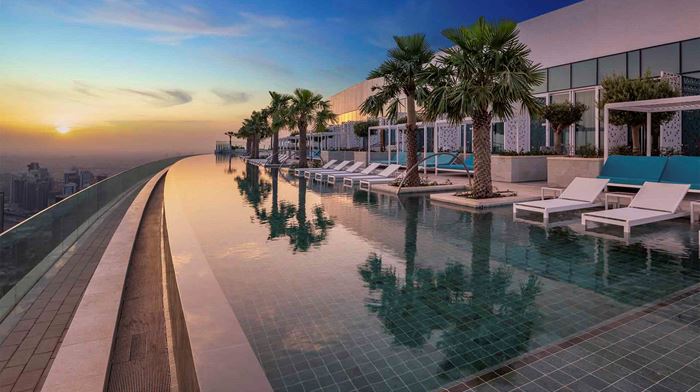 Dubai Address Beach Resort, Infinity Pool Sunset