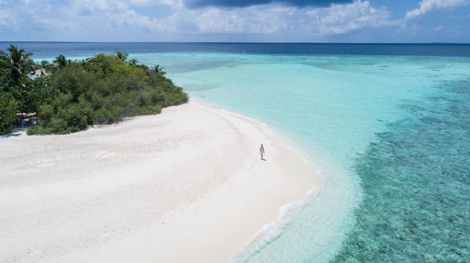 Rejser til Maldiverne, Embudu Village, Hvid strand og lokkende turkisblåt vand