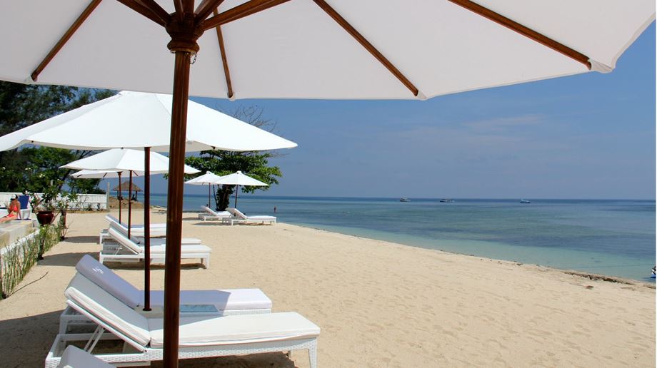 Indonesien Gili Meno Seri Resort, Strand Med Solsenge, Parasoller