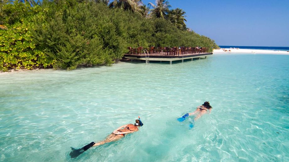 Rejser til Maldiverne, Embudu Village, Snorkling i krystalklart vand