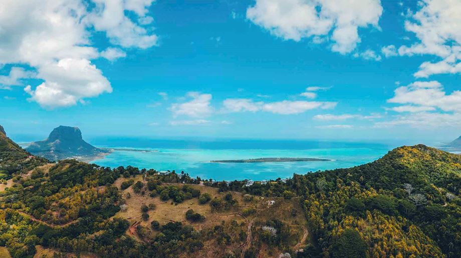 Rejser til Mauritius, Chalets Chamarel, Udsigt over Chalet Chamarel og Det Indiske Ocean
