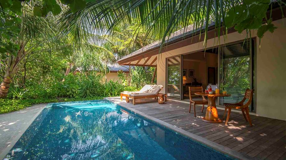 Rejser til Maldiverne, The Residence Maldives at Dhigurah, Beach pool villa terrasse og pool
