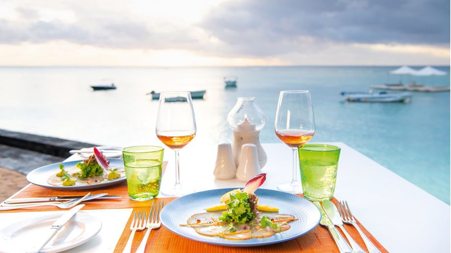Rejser til Mauritius, Victoria Beachcomber Resort & Spa, Frokost med havudsigt