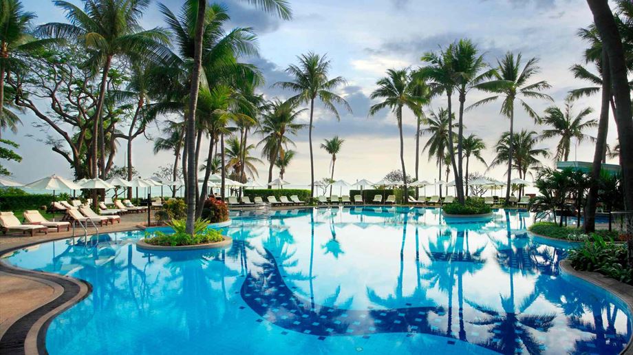 Thailand, Hua Hin, Centara Grand Beach Resort & Villas, Pool Area
