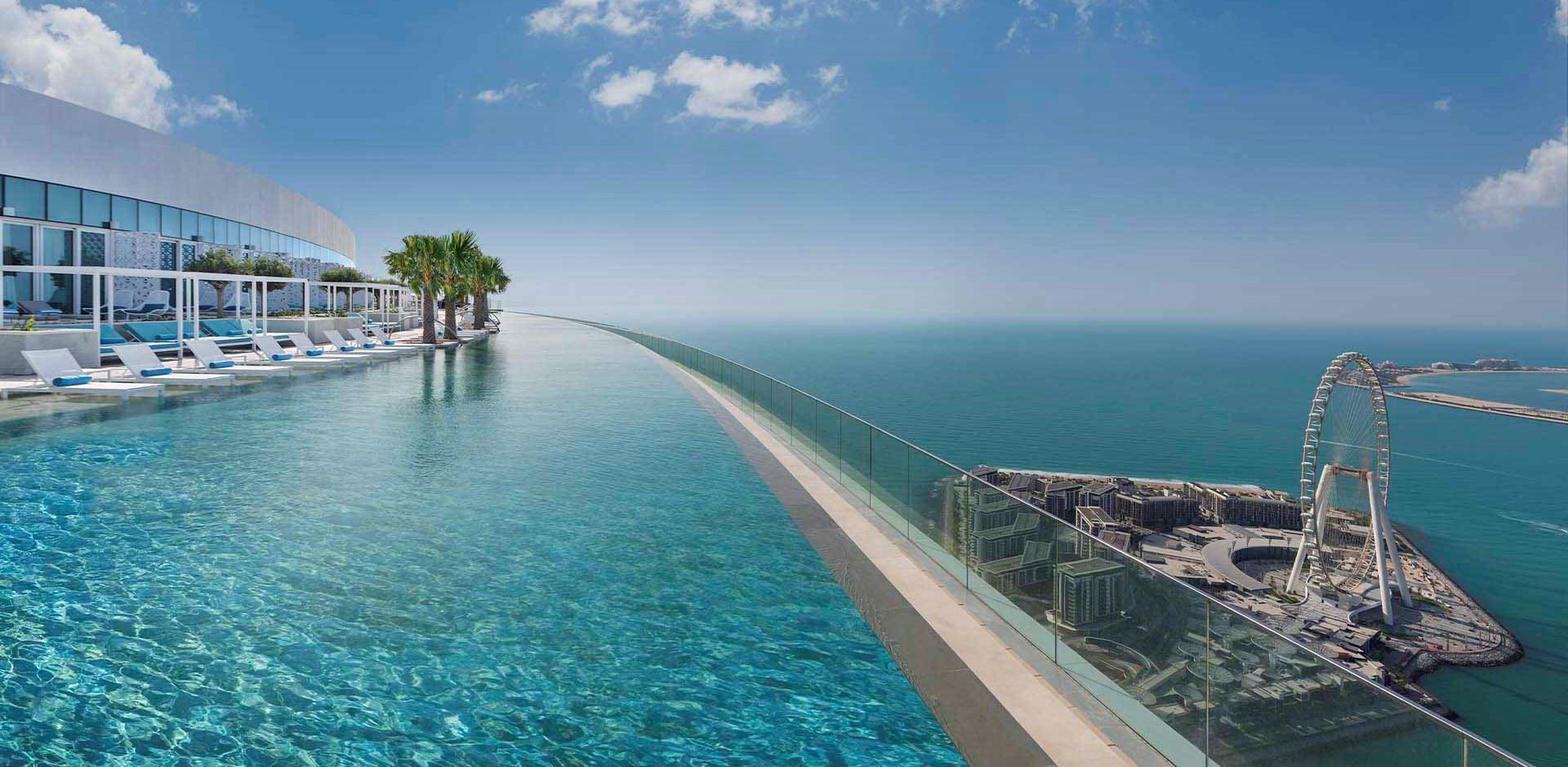 Dubai Address Beach Resort Infinity pool view