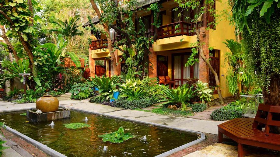 Thailand, Hua Hin, Baan Talay Dao Resort, Garden Area