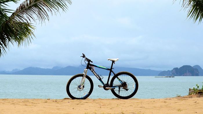 Mountain bike på stranden