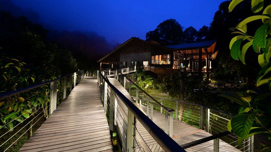 Malaysia, Borneo, Danum Valley Borneo Rainforest Lodge, Boardwalk