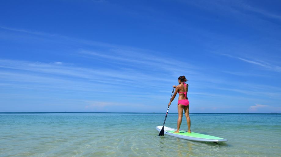 Rejser til Thailand, Koh Lanta, Layana Resort & Spa, paddleboard