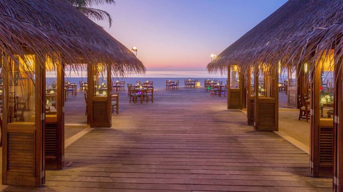 Rejser til Maldiverne, Meeru Island Resort & Spa, aften