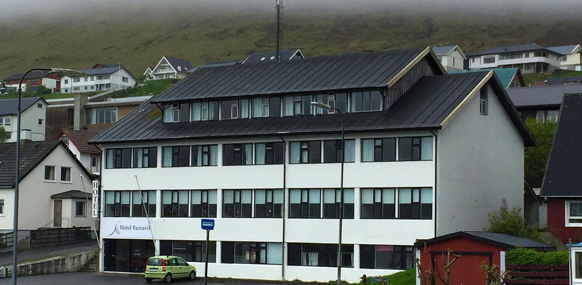 Færøerne Eysturoy Hotel Runavik, Bygd, Udefra