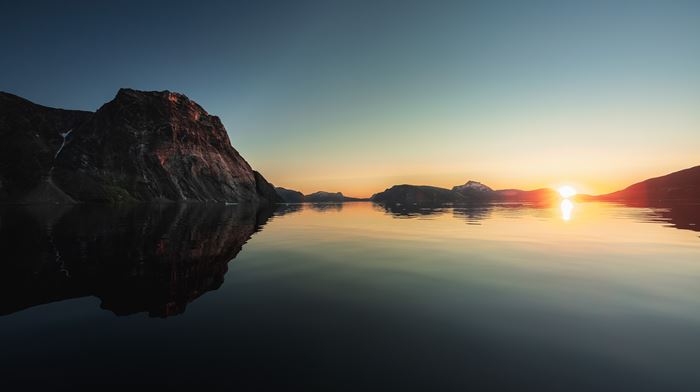 Grønland, solnedgang i Nuuk fjorden