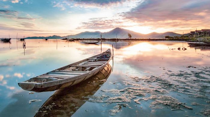 Vietnam, Hoi An, Lagune, Båd i Vand, Solnedgang 
