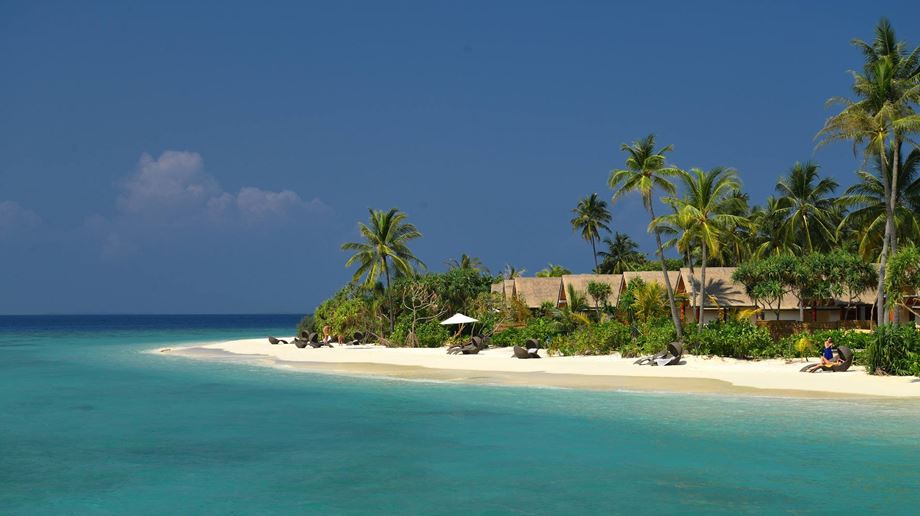 Rejser til Maldiverne, Kudafushi Resort & Spa, stranden