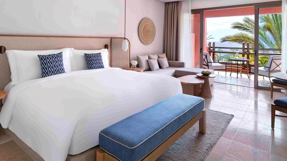 Spanien, Tenerife, Ritz-Carlton, Abama, Citadel Deluxe Resort View Bedroom