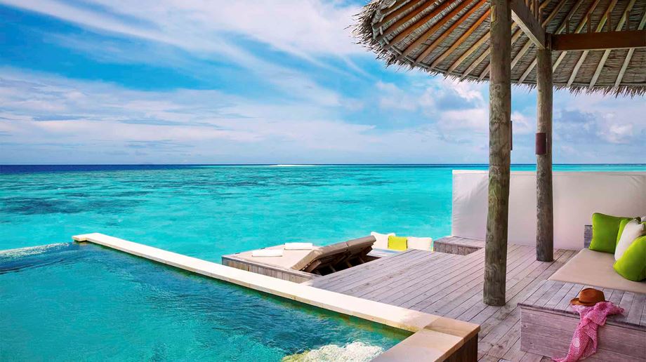 Rejser til Maldiverne, Six Senses Laamu, Terrasse i water villa med pool