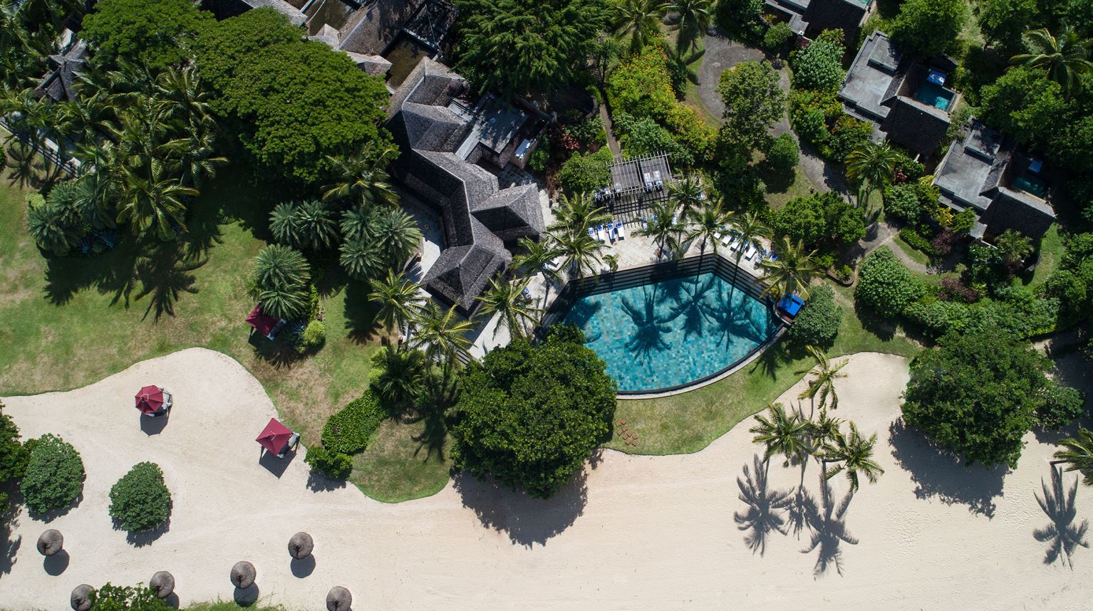 Rejser til Maurtius, Maradiva Villas Resort & Spa, strand og pool