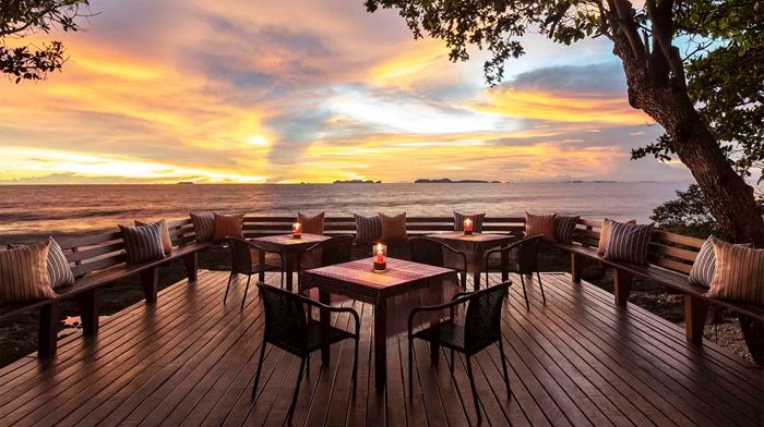 Thailand, Koh Lanta, Avani+ Koh Lanta Resort, Regga Bar Sunset