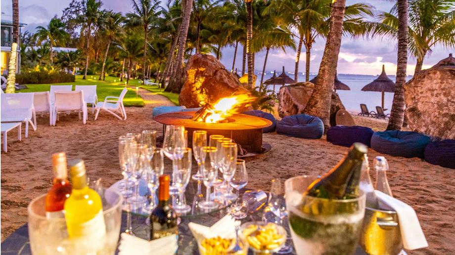 Rejser til Mauritius, Victoria Beachcomber Resort & Spa, Drinks i solnedgangen