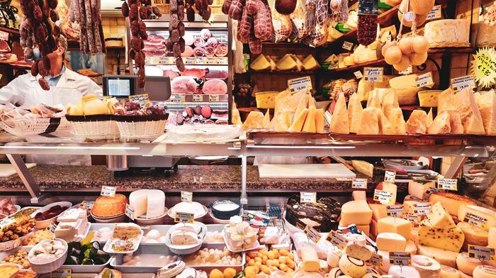 Butik Med Mejeriprodukter Og Kødprodukter, Ost, Pålæg