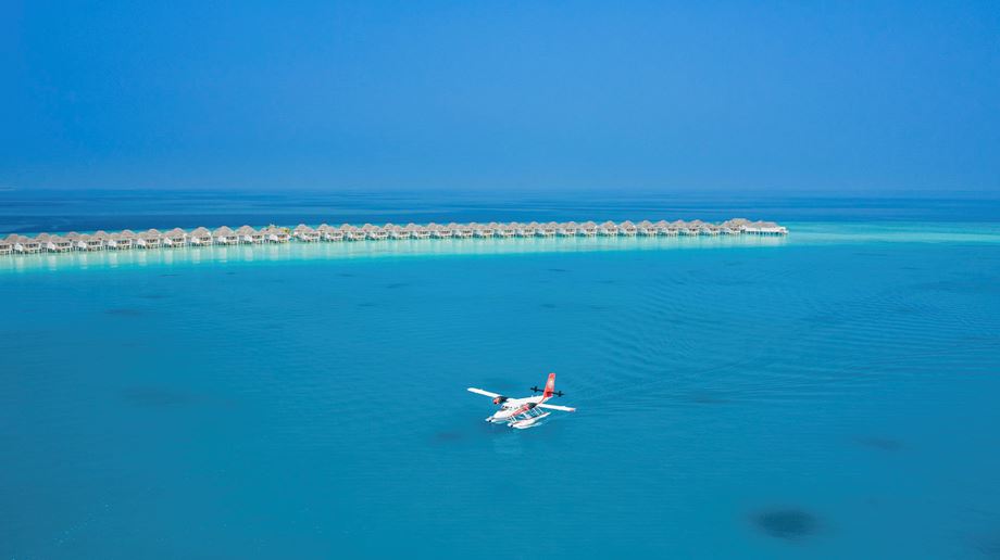 Rejser til Maldiverne, Finolhu Baa Atoll, Ankomst med vandfly 