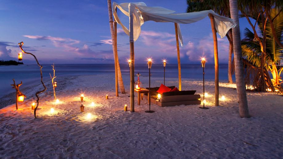 Rejser til Maldiverne, The Residence Maldives at Falhumaafushi,Privat middag på stranden