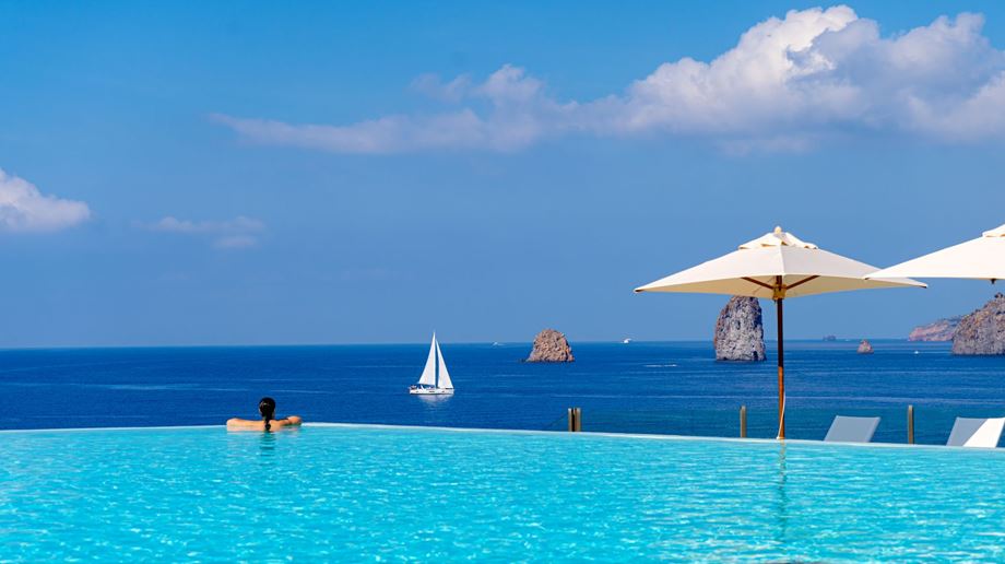 Rejser til Italien, Sicilien, Therasia Resort Sea & Spa, pool view