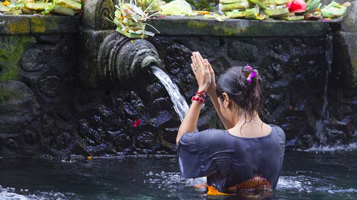 Indonesien, Bali, Kvinde Bader