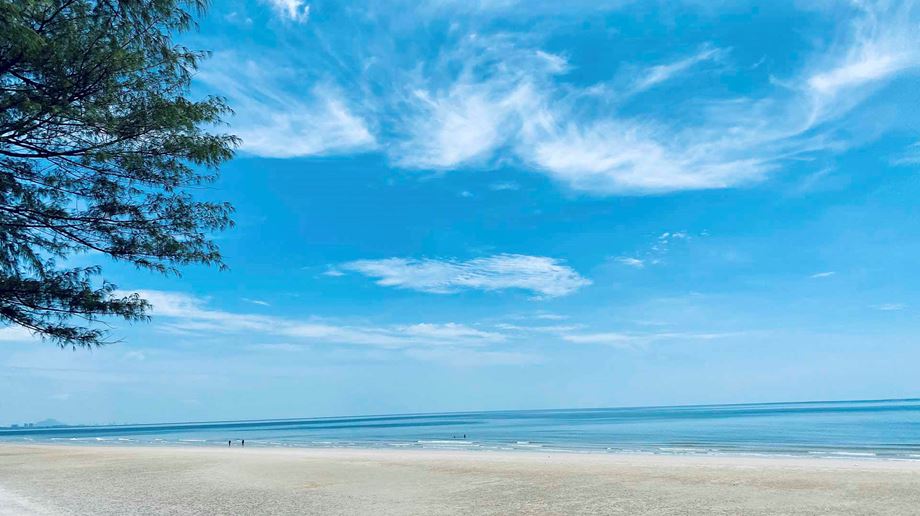 Thailand, Hua Hin, Lets Sea Hua Hin Al Fresco, Beach View
