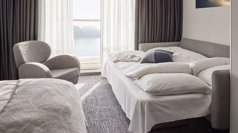Norge Havila Kystruten Balcony Deluxe Cabin Extra Bed