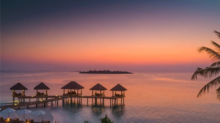 Rejser til Maldiverne, Kudafushi Resort & Spa, sunset