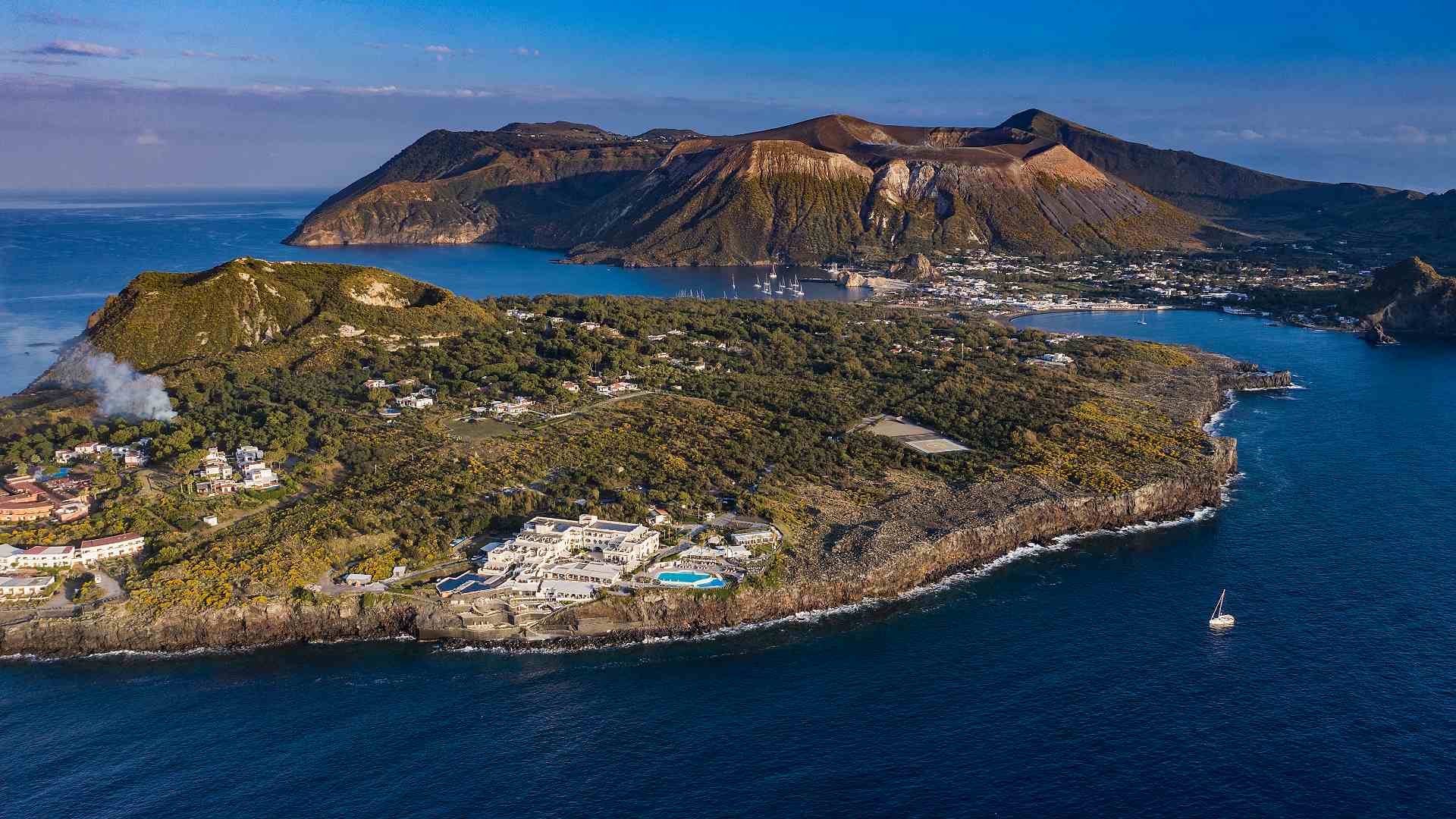 Rejser til Italien, Sicilien, Therasia Resort Sea & Spa, aerial view