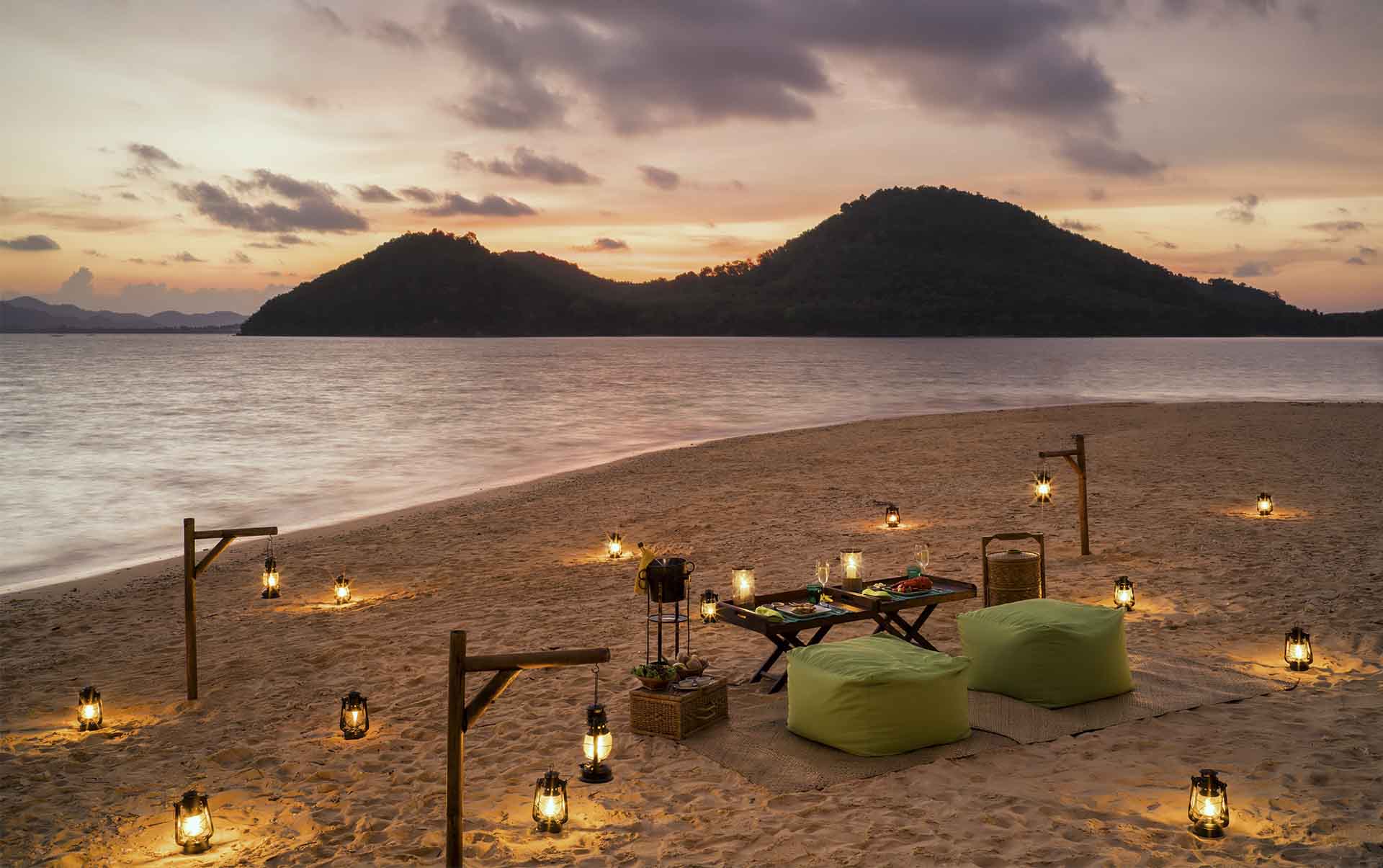 Thailand, Koh Yao Noi, Six Senses Yao Noi, Solnedgang Barbecue