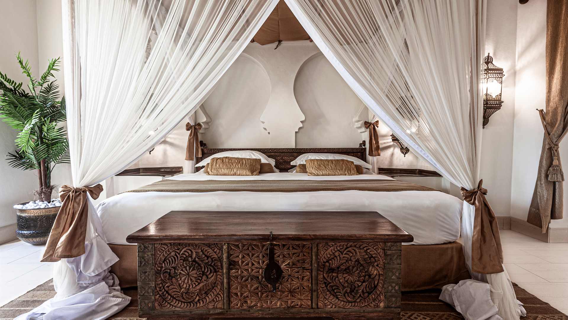 Zanzibar Baraza Family Bedroom