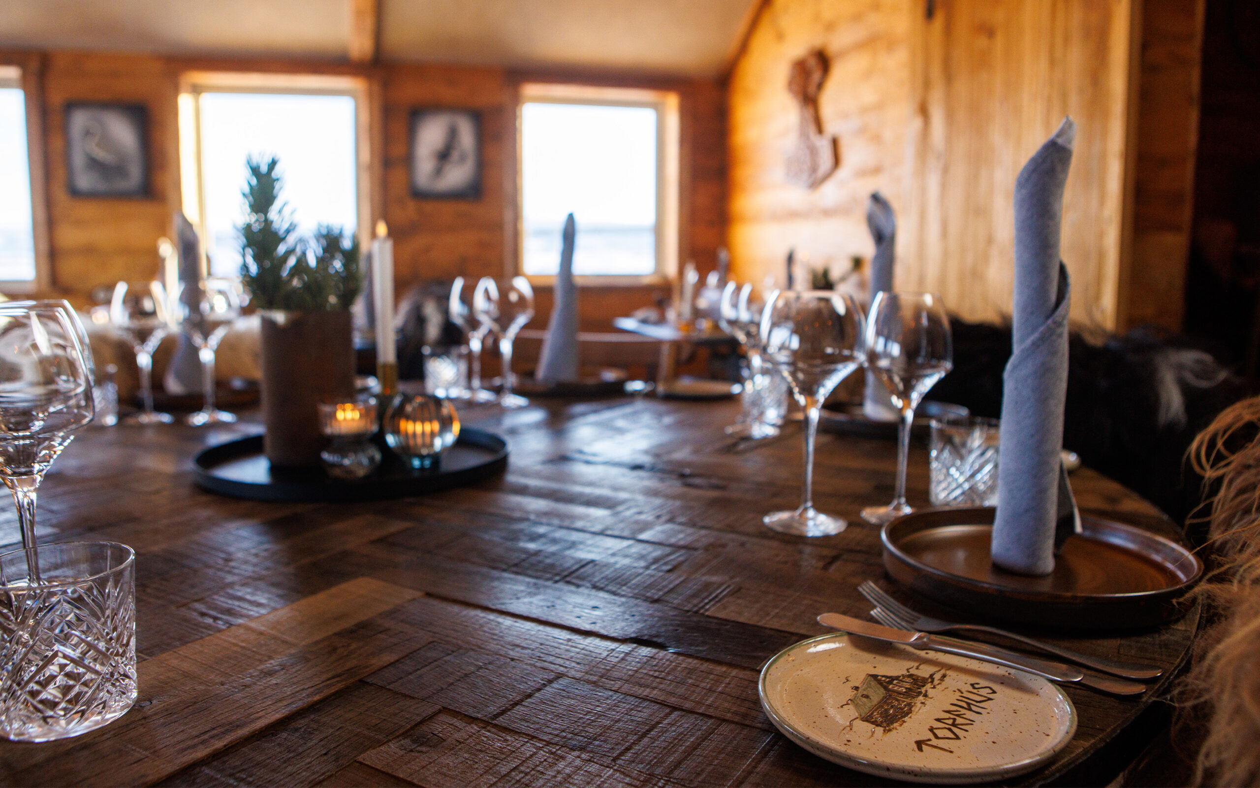 Island Torfhus Retreat Restaurant