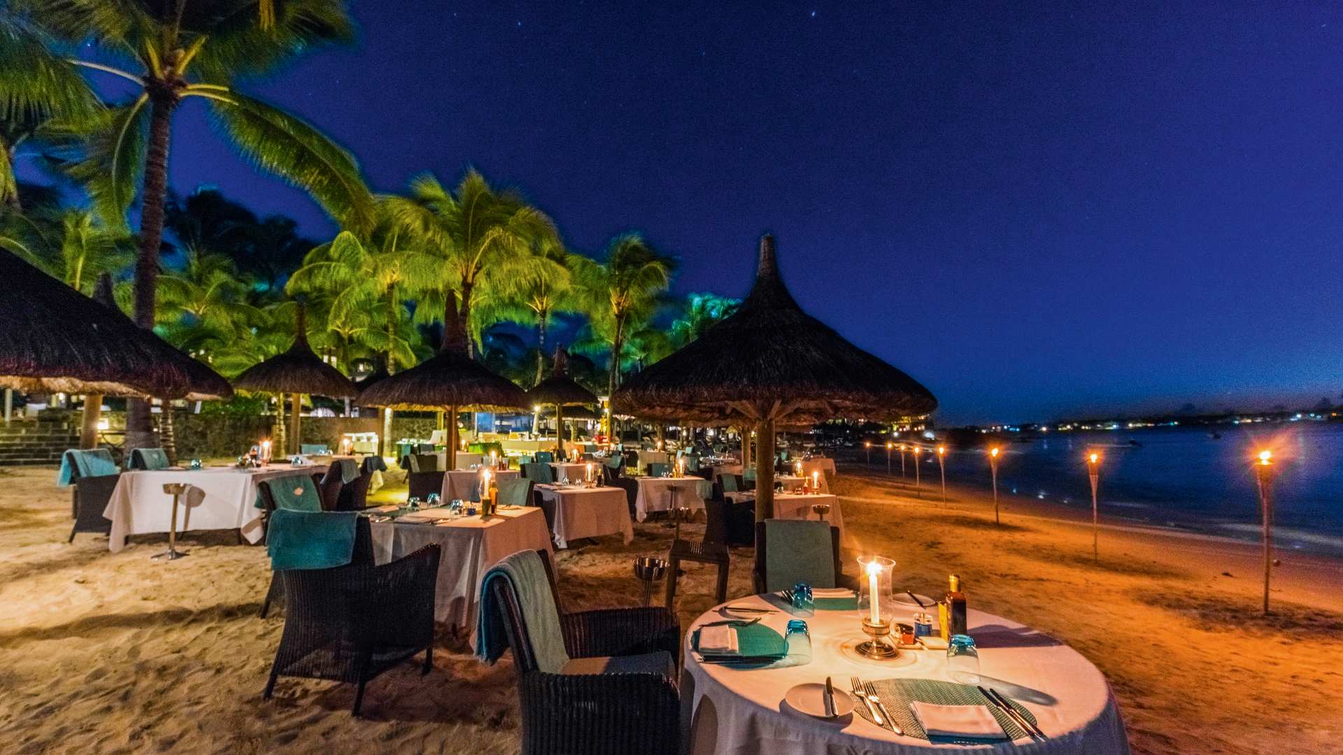Mauritius Grand Baie Royal Palm Beachcomber Beach Night