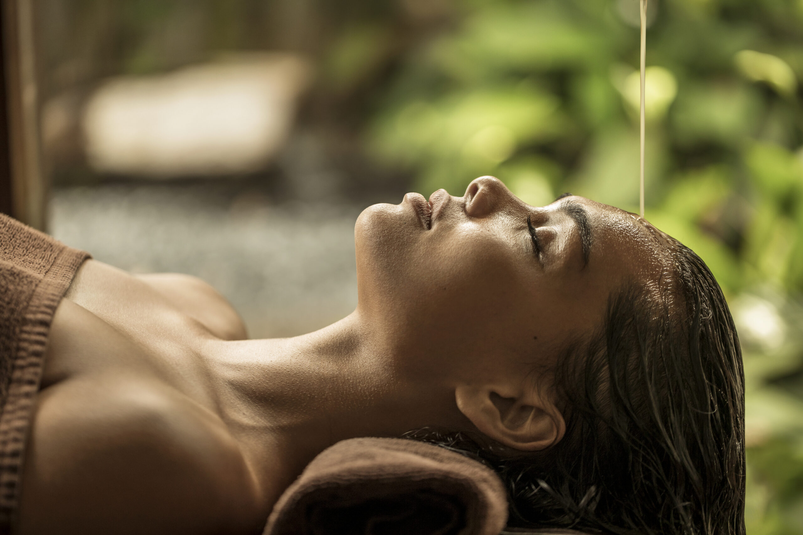 indonesien-bali-ubud-como-shambhala-estate-Shirodhara Treatment