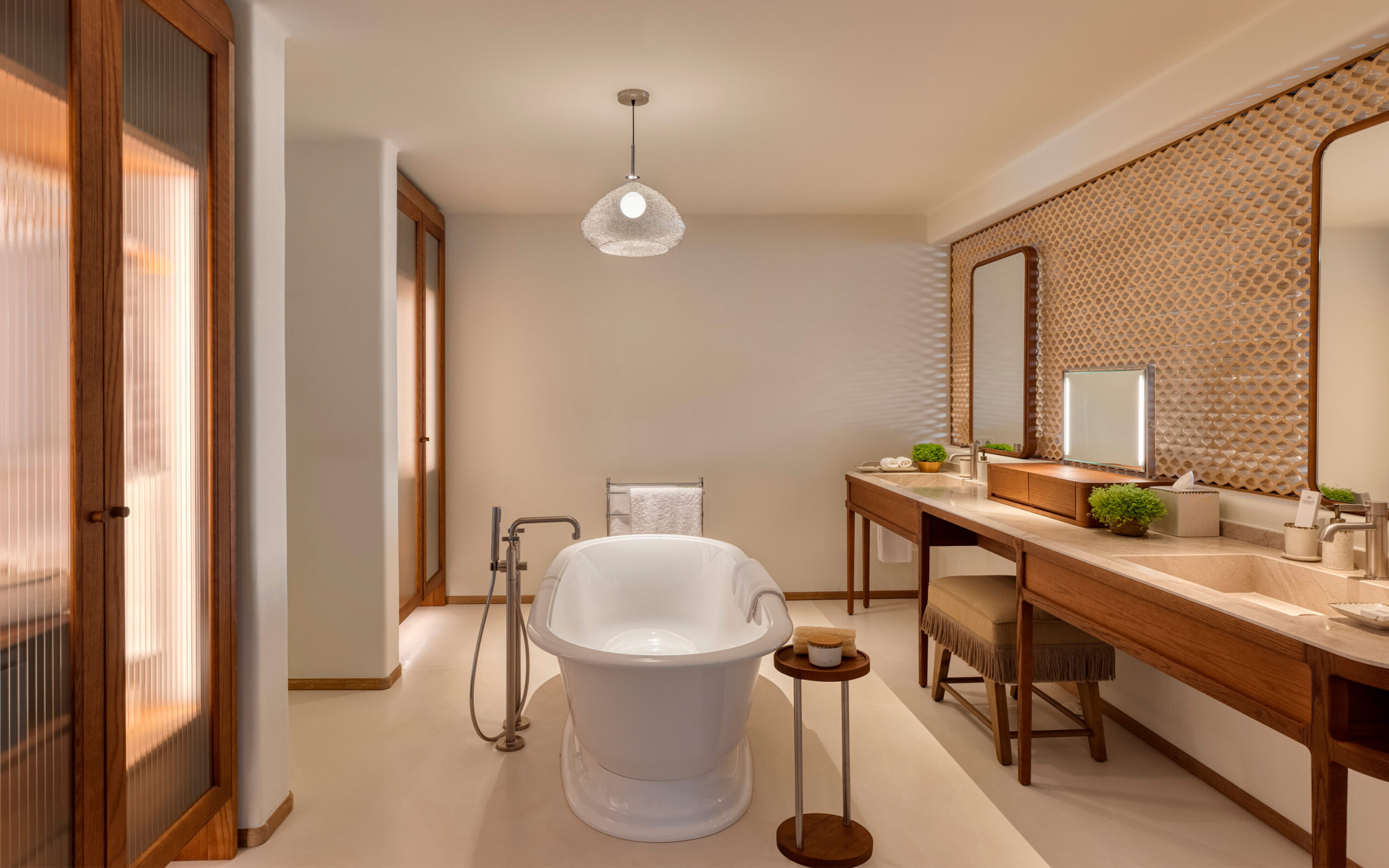 Rejser til Spanien, Ibiza, Six Senses, Junior Suite badeværelse