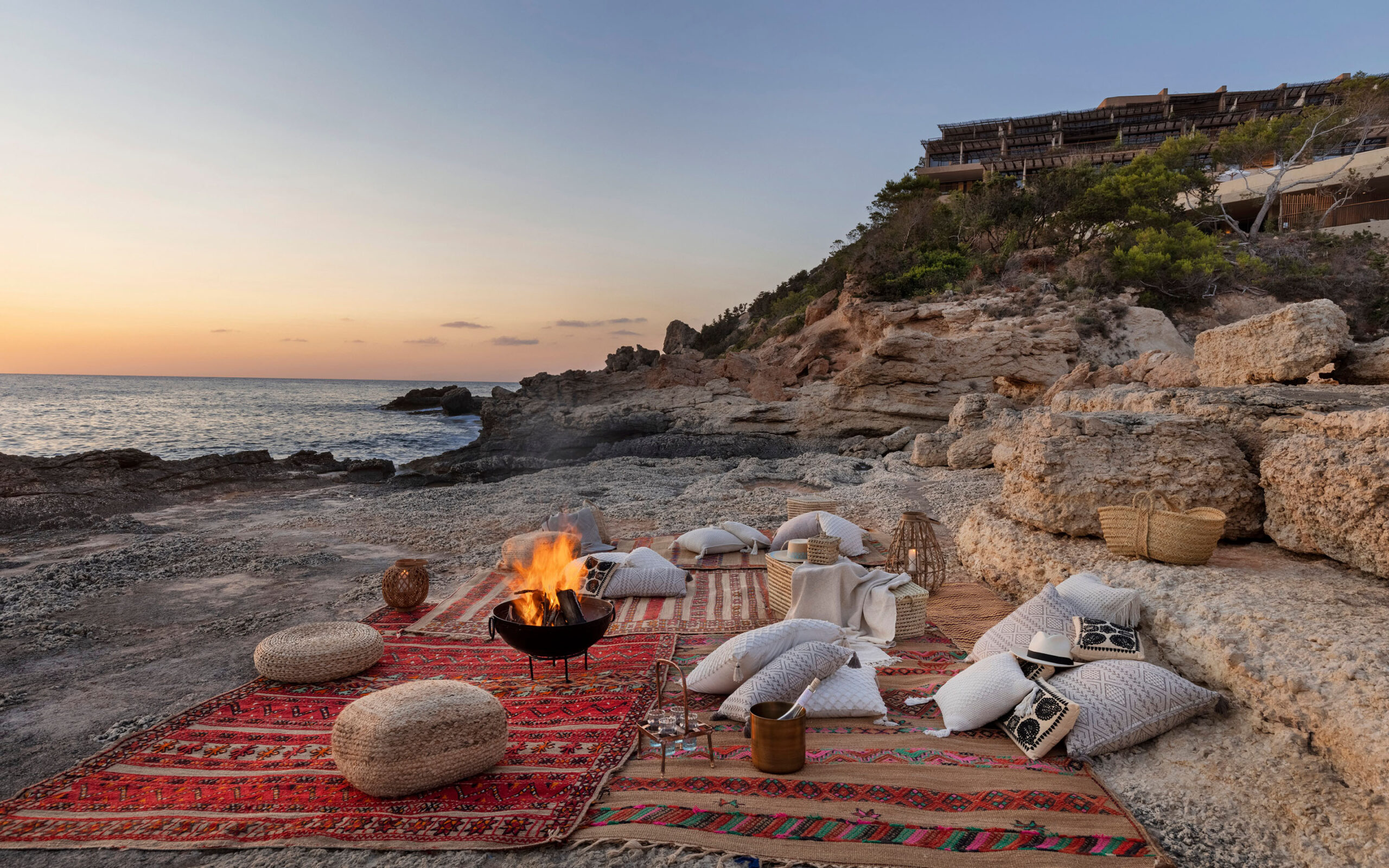 Rejser til Spanien, Ibiza, Six Senses, picnic på stranden
