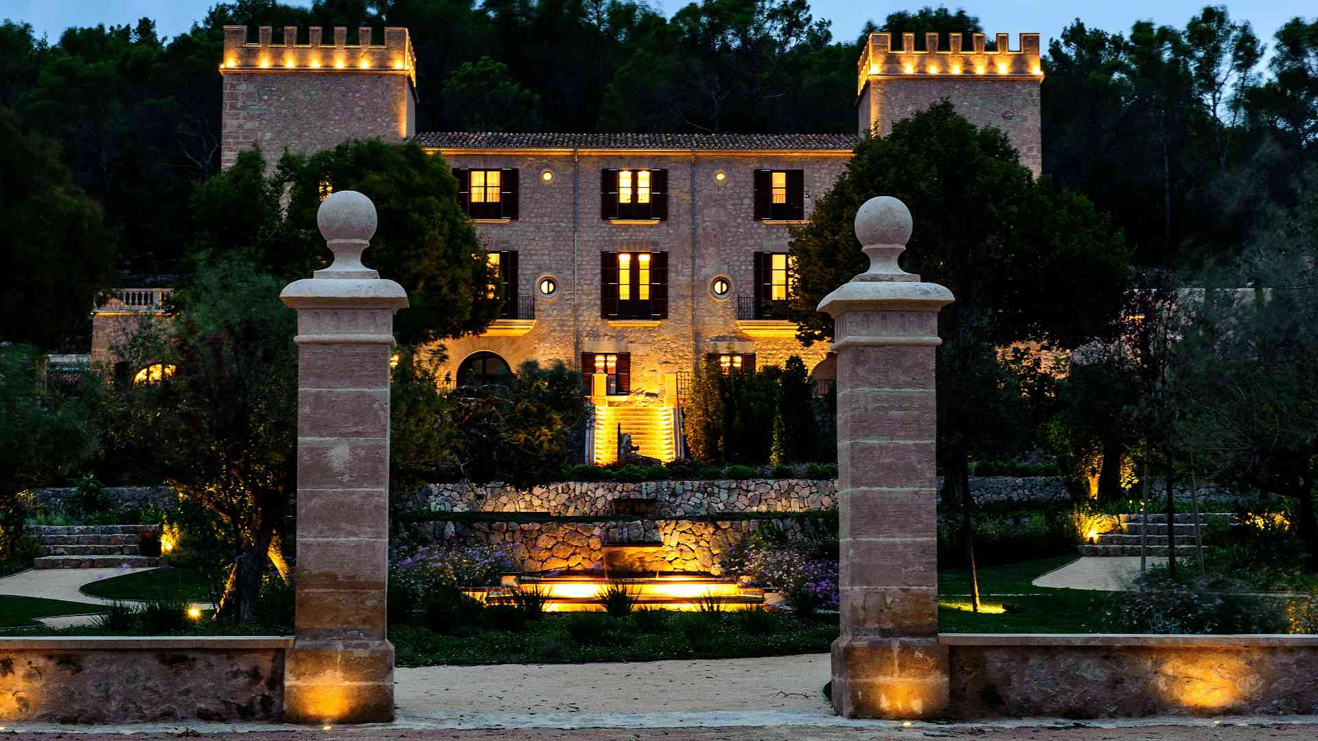 Spanien Mallorca Castell Son Claret Front Night