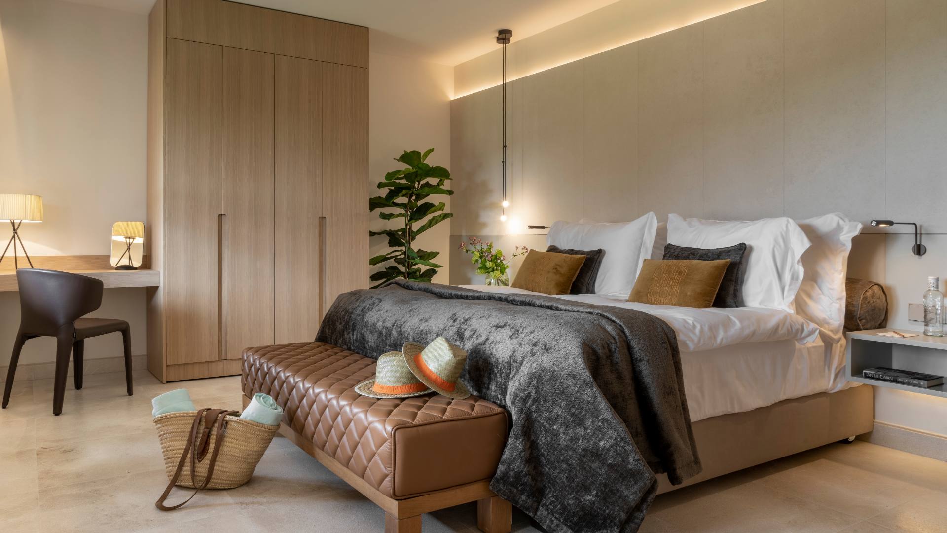 Spanien Mallorca Castell Son Claret Suite