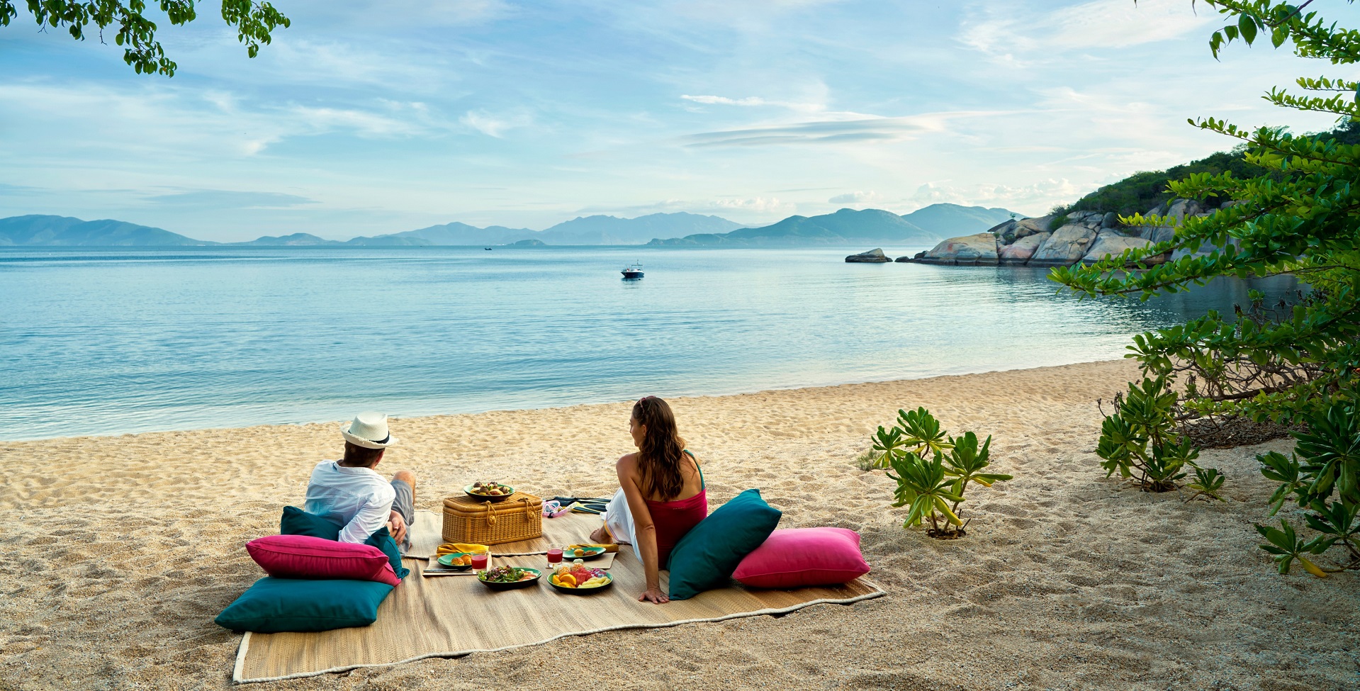 Vietnam Nha Trang Six Senses Beach Picnic